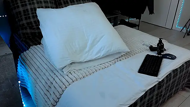 Tanya M online show from 02/01/25, 12:37