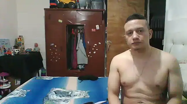 fabyxx07 online show from 01/21/25, 12:15