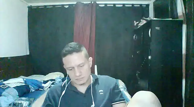 fabyxx07 online show from 03/19/25, 03:41