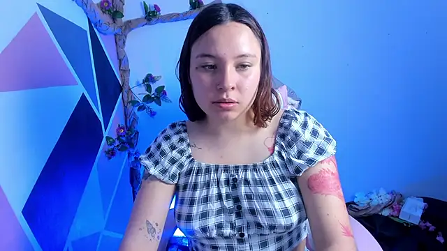 Carol Pinter online show from 12/15/25, 03:38