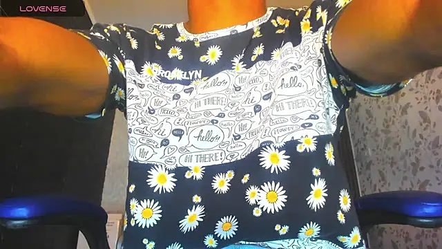 Snapshot of JD_THEBABY chatting on 03/19/25, 12:23 JD THEBABY online show from 03/19/25, 12:23