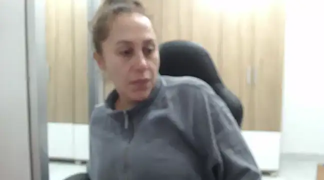 Snapshot of RoxanaLove9 chatting on 02/08/25, 04:57 RoxanaLove9 online show from 02/08/25, 04:57