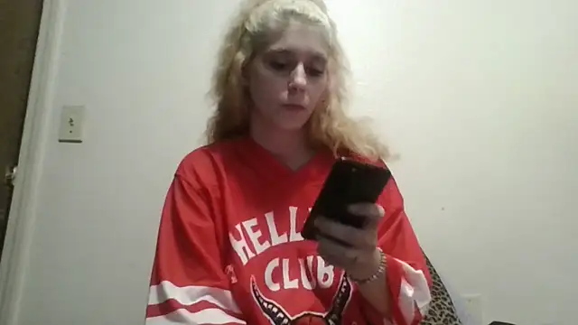 Snapshot of Prettypixie113 chatting on 02/26/26, 03:05 Prettypixie113 online show from 02/26/26, 03:05