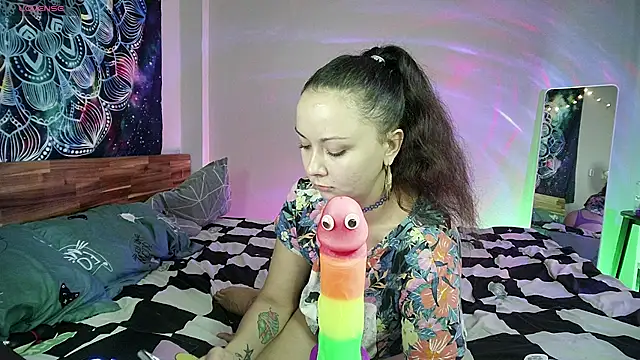 kellycakemeow online show from 02/09/25, 07:16