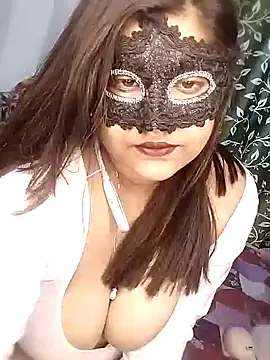 Hottyalia online show from 02/07/25, 11:34