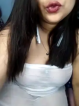 Hottyalia online show from 02/07/25, 09:37