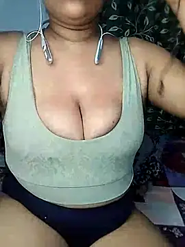 Hottyalia online show from 02/23/25, 05:07