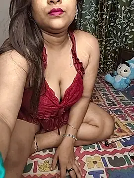 Hottyalia online show from 10/05/25, 12:31