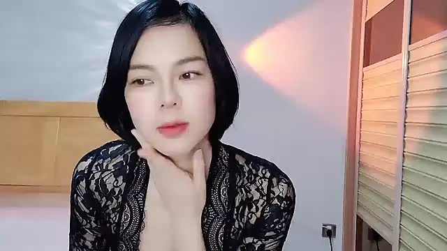 Snapshot of Linda-LL chatting on 01/09/25, 12:14 Linda-LL online show from 01/09/25, 12:14