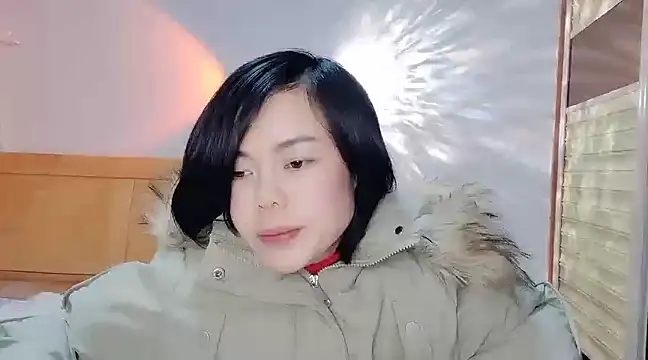 Snapshot of Linda-LL chatting on 01/29/25, 11:41 Linda-LL online show from 01/29/25, 11:41