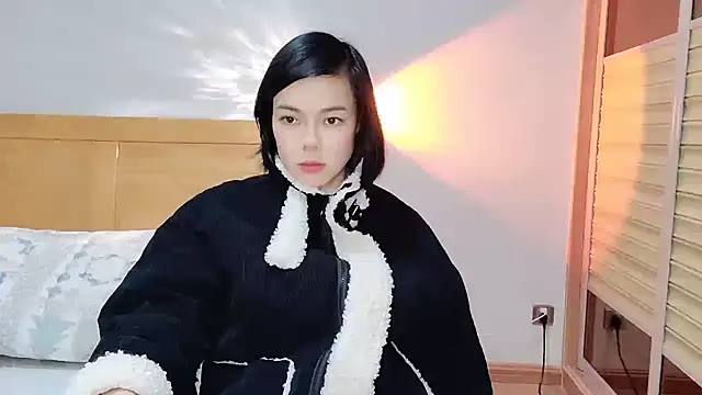 Snapshot of Linda-LL chatting on 02/07/25, 01:58 Linda-LL online show from 02/07/25, 01:58