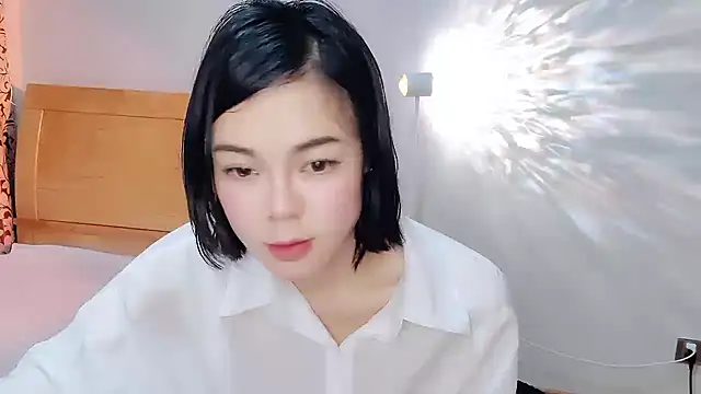 Snapshot of Linda-LL chatting on 02/21/25, 03:43 Linda-LL online show from 02/21/25, 03:43