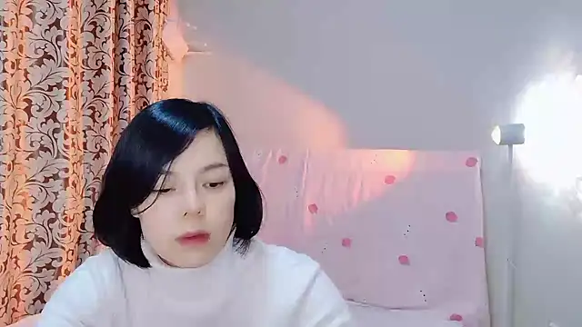 Snapshot of Linda-LL chatting on 03/07/25, 02:23 Linda-LL online show from 03/07/25, 02:23