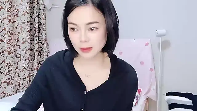 Snapshot of Linda-LL chatting on 03/15/25, 07:20 Linda-LL online show from 03/15/25, 07:20
