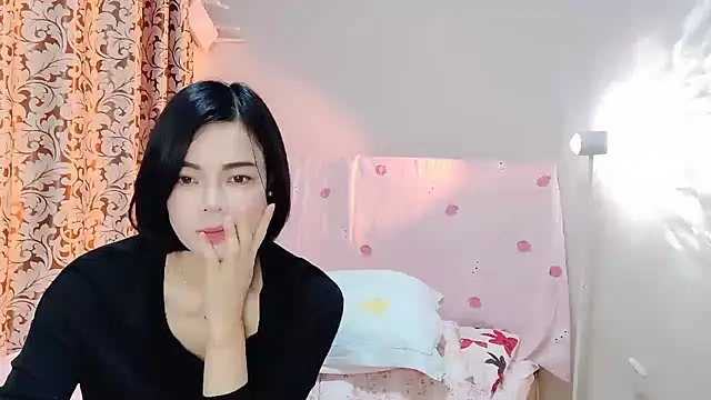 Snapshot of Linda-LL chatting on 03/16/25, 01:59 Linda-LL online show from 03/16/25, 01:59