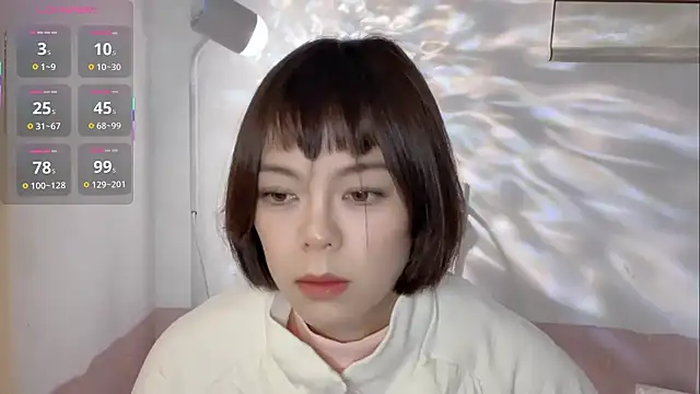 Snapshot of Linda-LL chatting on 11/03/25, 02:35 Linda-LL online show from 11/03/25, 02:35