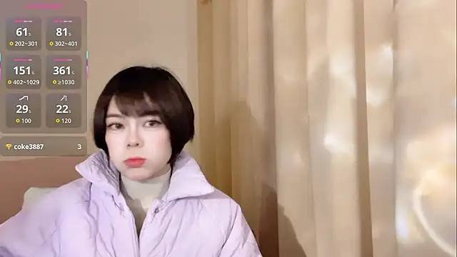 Snapshot of Linda-LL chatting on 12/14/25, 09:58 Linda-LL online show from 12/14/25, 09:58