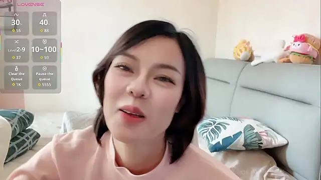 Linda-LL online show from 04/24/26, 03:53