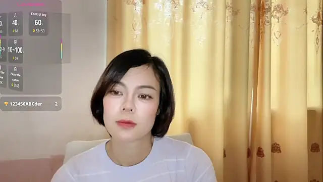 Snapshot of Linda-LL chatting on 05/19/26, 07:26 Linda-LL online show from 05/19/26, 07:26