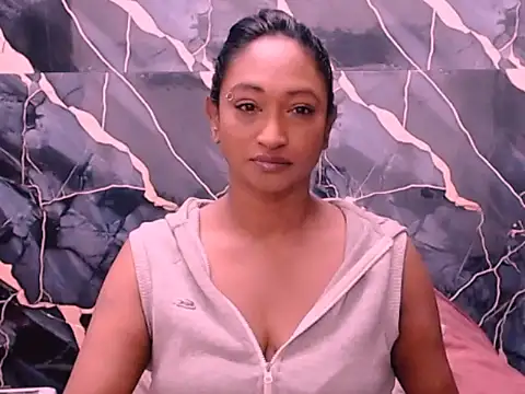 Snapshot of indianspicey chatting on 10/01/25, 11:00 indianspicey online show from 10/01/25, 11:00