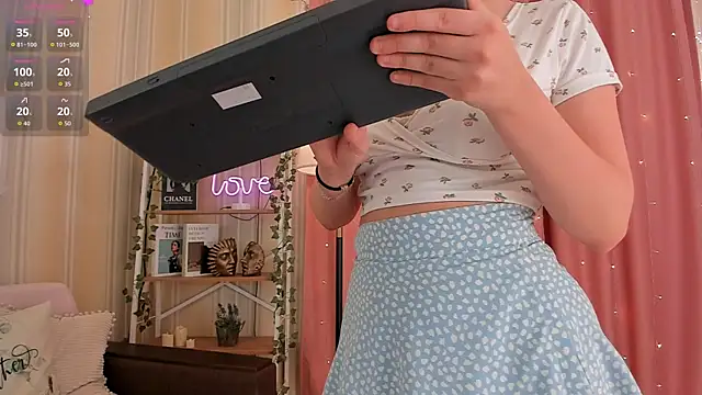ms evasweet online show from 04/25/26, 12:19