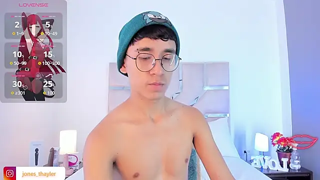 Thayler jones online show from 01/11/26, 02:44