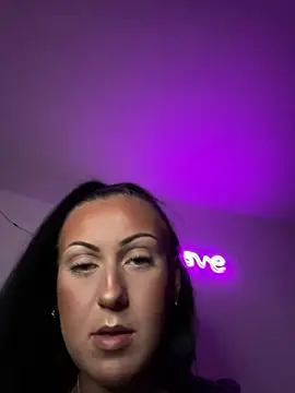 Snapshot of SweNatasha chatting on 12/12/24, 09:04 SweNatasha online show from 12/12/24, 09:04