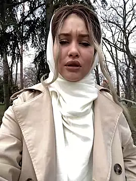Snapshot of KikiWatson chatting on 01/01/25, 08:02 KikiWatson online show from 01/01/25, 08:02