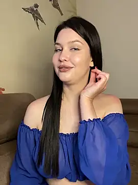 Snapshot of KikiWatson chatting on 03/19/25, 11:06 KikiWatson online show from 03/19/25, 11:06
