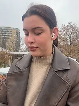 KikiWatson online show from 11/15/25, 07:05