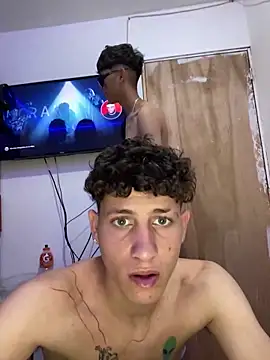 Snapshot of LatinBoysxxx chatting on 01/15/25, 07:23 LatinBoysxxx online show from 01/15/25, 07:23