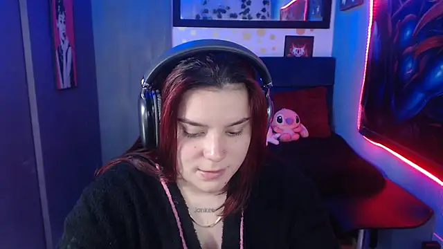 Nika 1  online show from 01/15/25, 09:51