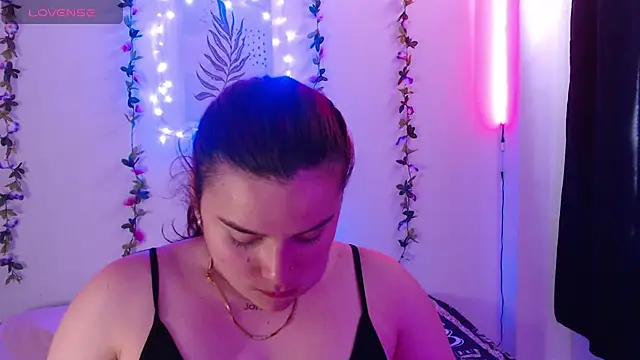 Nika 1  online show from 02/05/25, 05:09