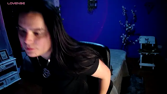 Nika 1  online show from 12/01/25, 12:04