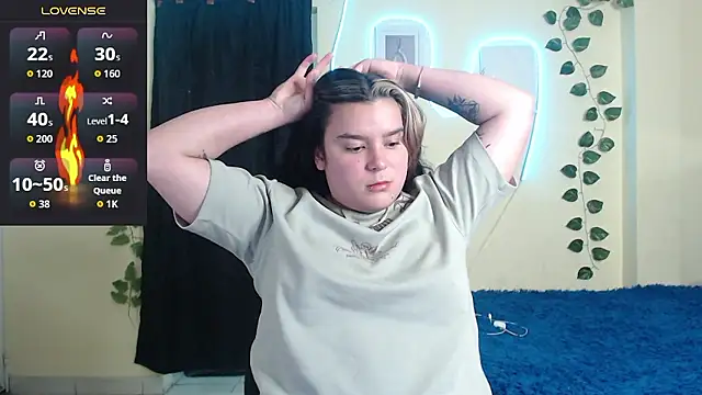 Snapshot of Nika_1_ chatting on 01/13/26, 11:43 Nika 1 online show from 01/13/26, 11:43