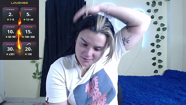 Snapshot of Nika_1_ chatting on 01/15/26, 09:03 Nika 1 online show from 01/15/26, 09:03