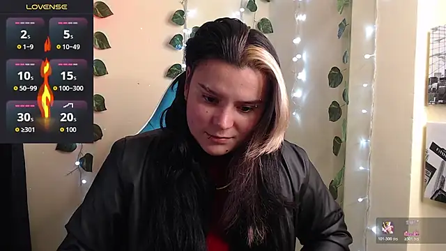 Snapshot of Nika_1_ chatting on 02/13/26, 01:45 Nika 1 online show from 02/13/26, 01:45