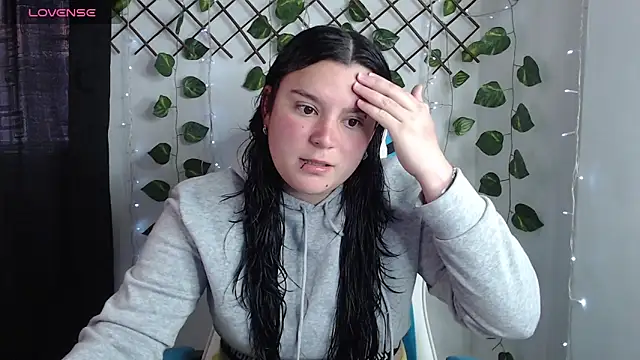 Snapshot of Nika_1_ chatting on 05/06/26, 09:31 Nika 1 online show from 05/06/26, 09:31