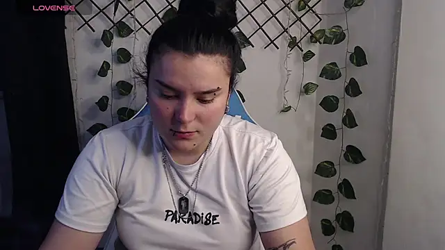 Nika 1  online show from 06/10/26, 12:33