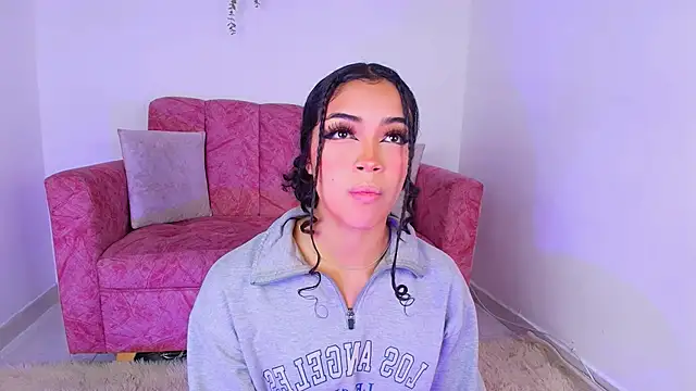 Sara Jhonson online show from 10/04/25, 11:03