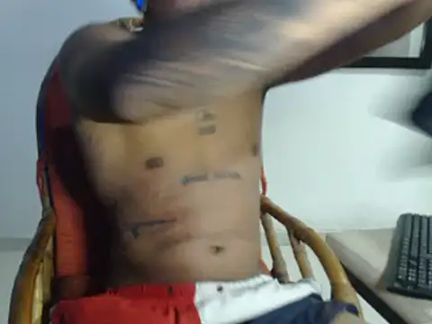 Snapshot of camiloacosta321 chatting on 02/13/25, 04:54 camiloacosta321 online show from 02/13/25, 04:54