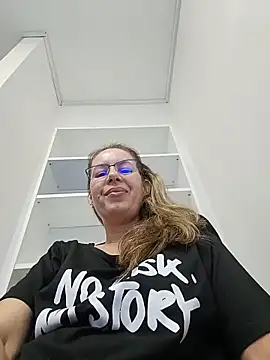 uber babe online show from 06/18/26, 04:24