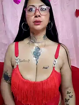 Snapshot of Saloome- chatting on 02/11/25, 02:02 Saloome- online show from 02/11/25, 02:02