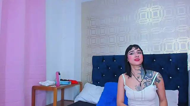 yulianademond66 online show from 02/08/25, 02:05