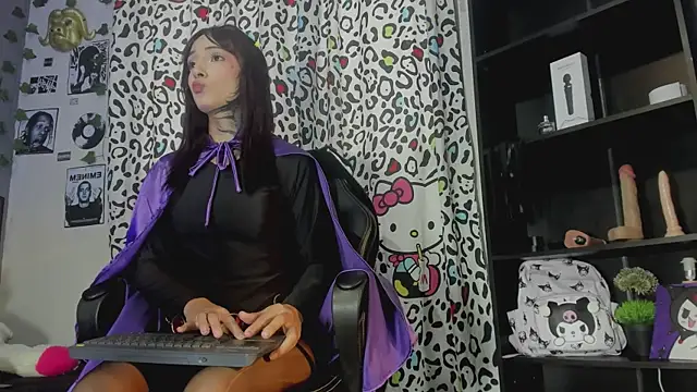 yulianademond66 online show from 10/26/25, 09:31