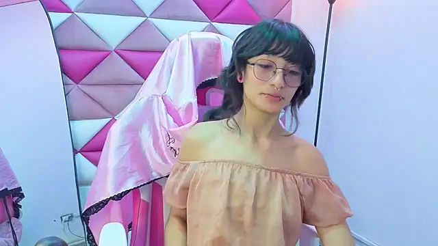 Snapshot of Danny_Face chatting on 02/11/26, 02:22 Danny Face online show from 02/11/26, 02:22