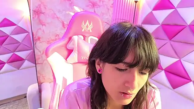 Snapshot of Danny_Face chatting on 02/26/26, 02:05 Danny Face online show from 02/26/26, 02:05