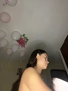 HannaRhodes online show from 05/04/26, 04:19