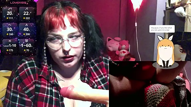 Snapshot of puffpixiee chatting on 02/02/25, 05:37 puffpixiee online show from 02/02/25, 05:37