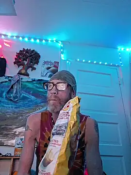 Snapshot of Undercover_Pornstar chatting on 03/04/26, 11:22 Undercover Pornstar online show from 03/04/26, 11:22